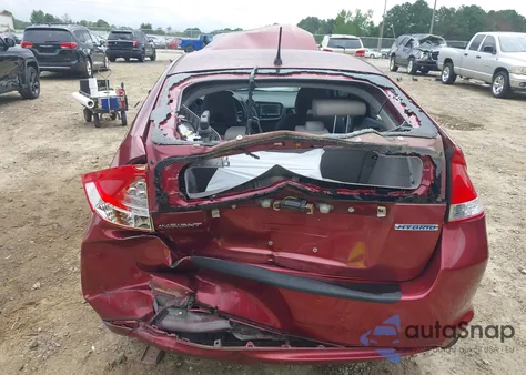 2010 Honda Insight Ex from USA, damaged, VIN JHMZE2H75AS011201